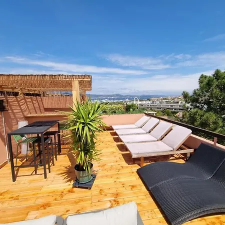 Superbe Avec Rooftop Prive Lägenhet Saint-Tropez