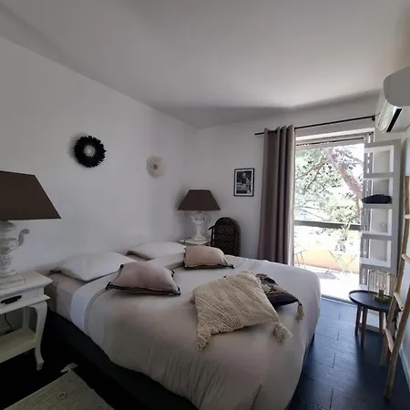 Lägenhet Superbe Avec Rooftop Prive *